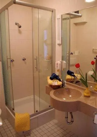 Rheinhotel Luxhof 3*