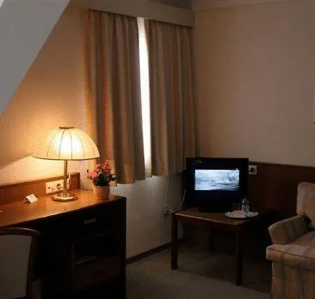 Rheinhotel Luxhof Hotel