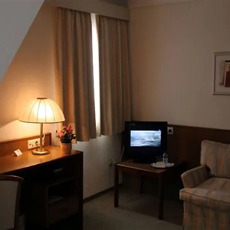 Rheinhotel Luxhof Hotel